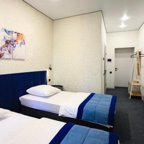 Двухместный номер стандарт с удобствами в номере. 2 этаж. с балконом